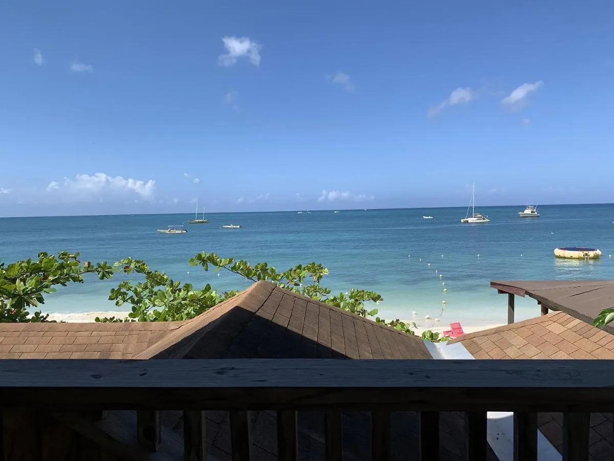 Family Comfort In Jamaica - Enjoy 7 Miles Of White Sand Beach! Villa Negril