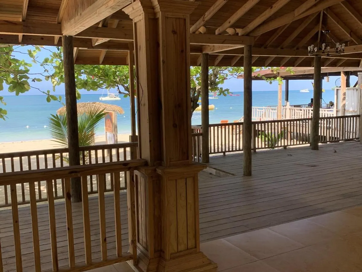 Family Comfort In Jamaica - Enjoy 7 Miles Of White Sand Beach! Villa ネグリル 0*,